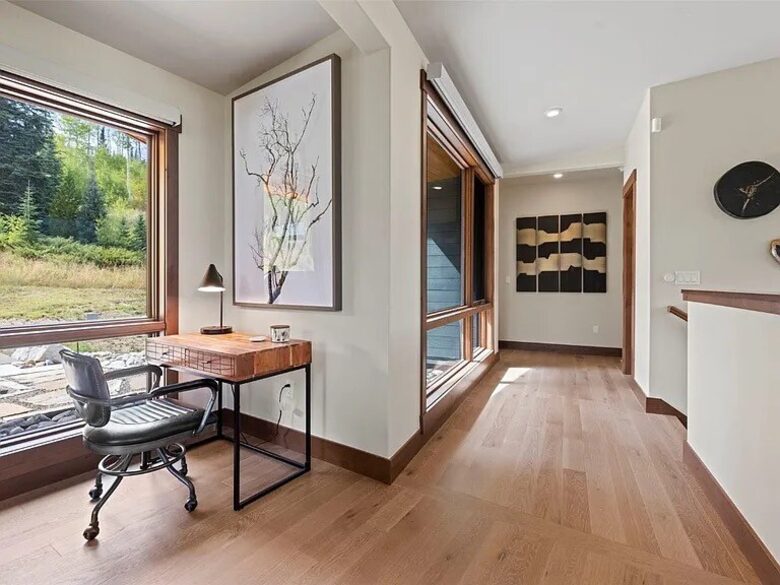 Five-Bedroom Alpine Escape with Forest Views & Resort Amenities - Silverthorne, Colorado