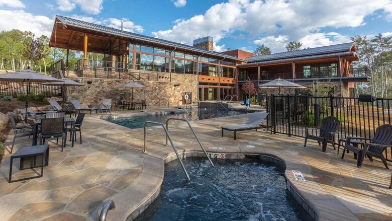 Five-Bedroom Alpine Escape with Forest Views & Resort Amenities - Silverthorne, Colorado