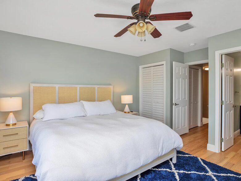 Dockside Escape at Key Colony Beach - Key Colony Beach, Florida