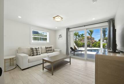 Waterfront Grandeur on Anna Maria - Holmes Beach, Florida