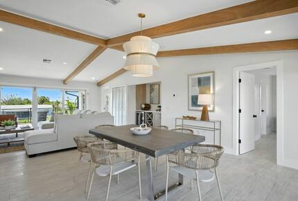 Waterfront Grandeur on Anna Maria - Holmes Beach, Florida