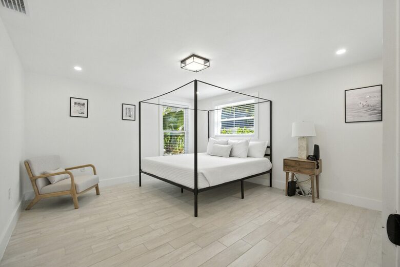 Waterfront Grandeur on Anna Maria - Holmes Beach, Florida