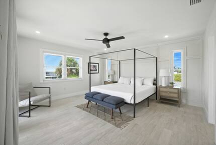 Waterfront Grandeur on Anna Maria - Holmes Beach, Florida