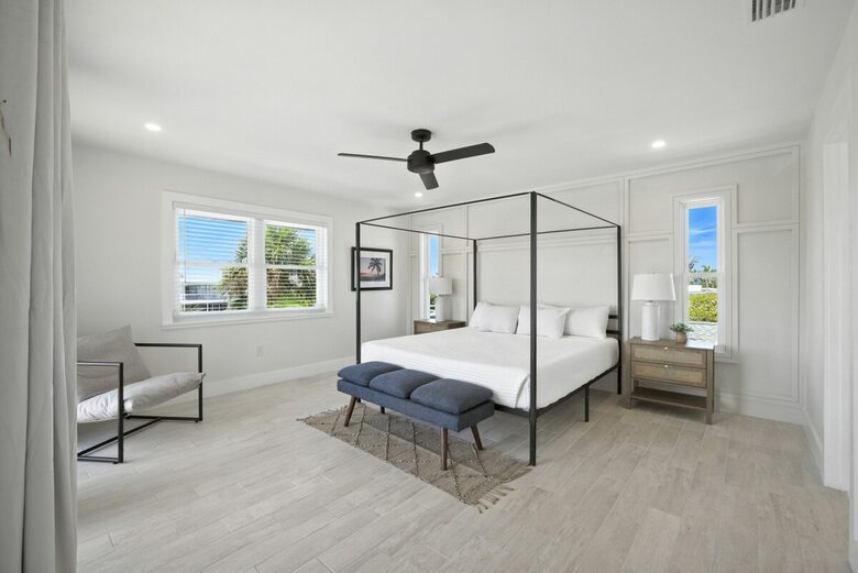 Waterfront Grandeur on Anna Maria - Holmes Beach, Florida