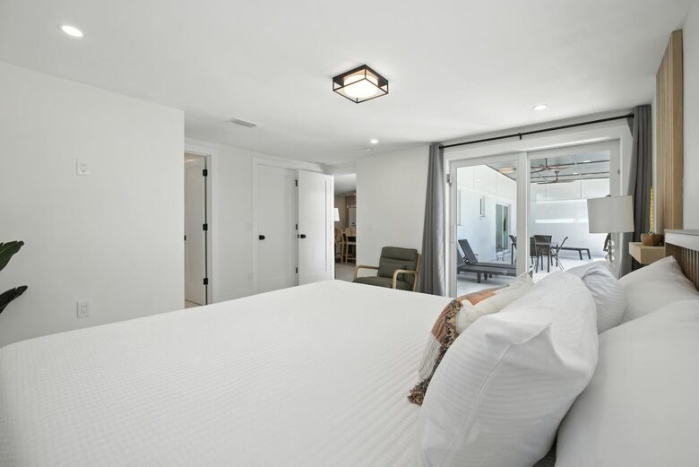 Waterfront Grandeur on Anna Maria - Holmes Beach, Florida