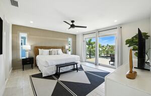 Waterfront Grandeur on Anna Maria - Holmes Beach, Florida