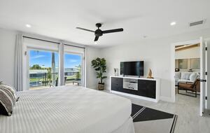 Waterfront Grandeur on Anna Maria - Holmes Beach, Florida