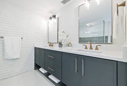 Waterfront Grandeur on Anna Maria - Holmes Beach, Florida