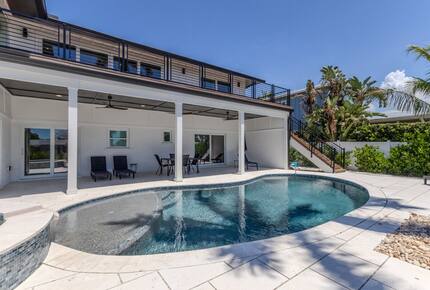 Waterfront Grandeur on Anna Maria - Holmes Beach, Florida