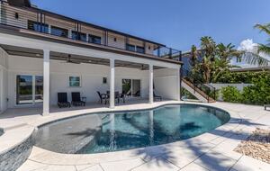 Waterfront Grandeur on Anna Maria - Holmes Beach, Florida