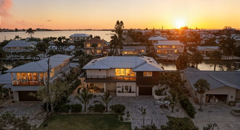 Waterfront Grandeur on Anna Maria - Holmes Beach, Florida