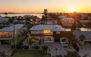 Waterfront Grandeur on Anna Maria - Holmes Beach, Florida