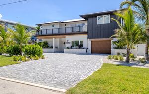 Waterfront Grandeur on Anna Maria - Holmes Beach, Florida