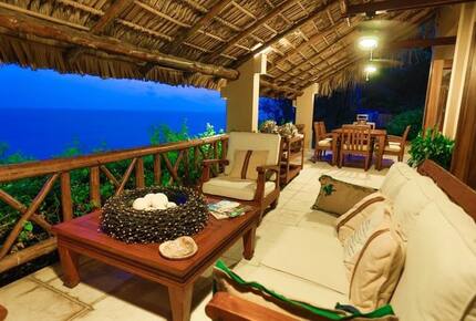 Main terrace and outdoor dinning room