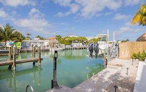 Dockside Escape at Key Colony Beach - Key Colony Beach, Florida