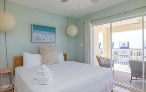 Dockside Escape at Key Colony Beach - Key Colony Beach, Florida