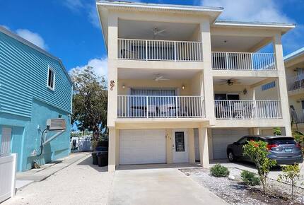 Dockside Escape at Key Colony Beach - Key Colony Beach, Florida