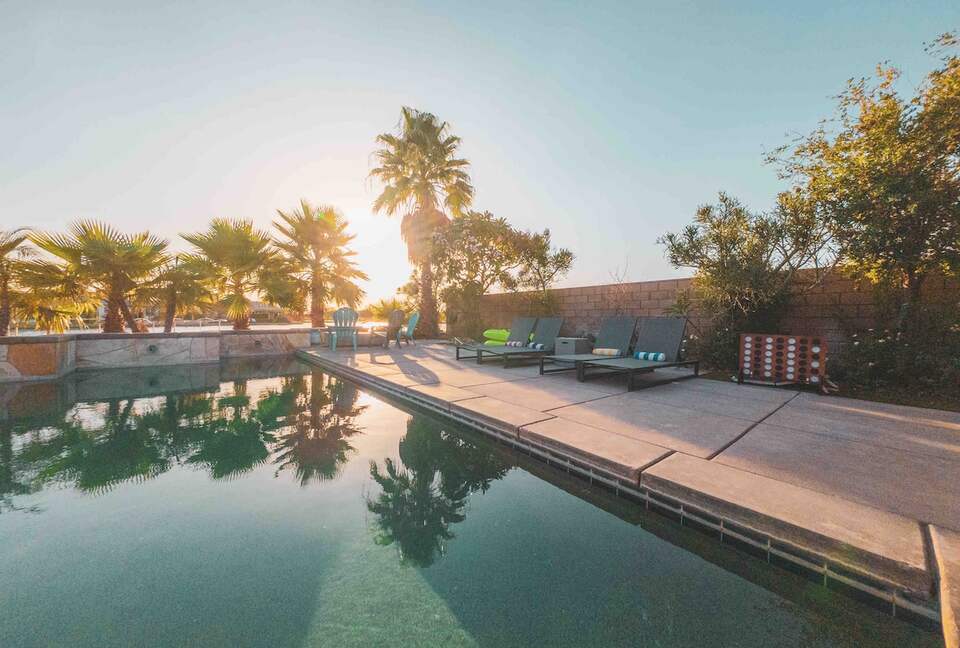 Terra Lago Waterfront Escape - Indio, California