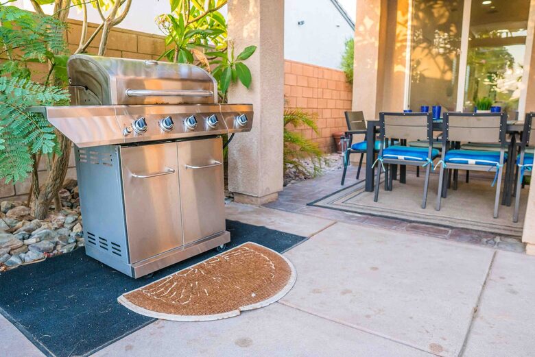 Terra Lago Waterfront Escape - Indio, California