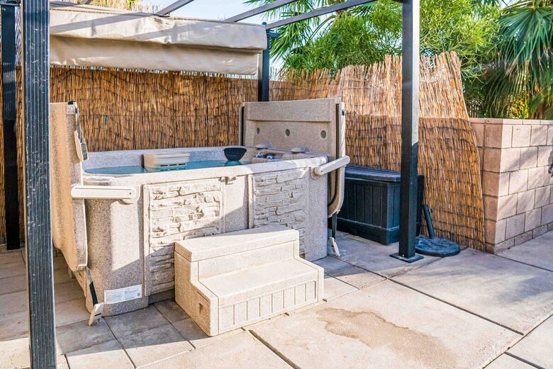 Terra Lago Waterfront Escape - Indio, California