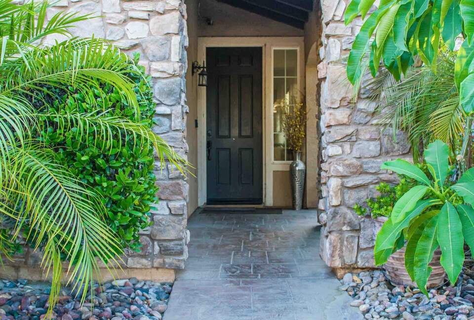 Terra Lago Waterfront Escape - Indio, California