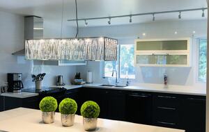 Niagara Riverfront Contemporary Retreat - Niagara-on-the-Lake, Canada