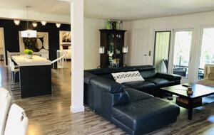 Niagara Riverfront Contemporary Retreat - Niagara-on-the-Lake, Canada