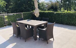 Niagara Riverfront Contemporary Retreat - Niagara-on-the-Lake, Canada