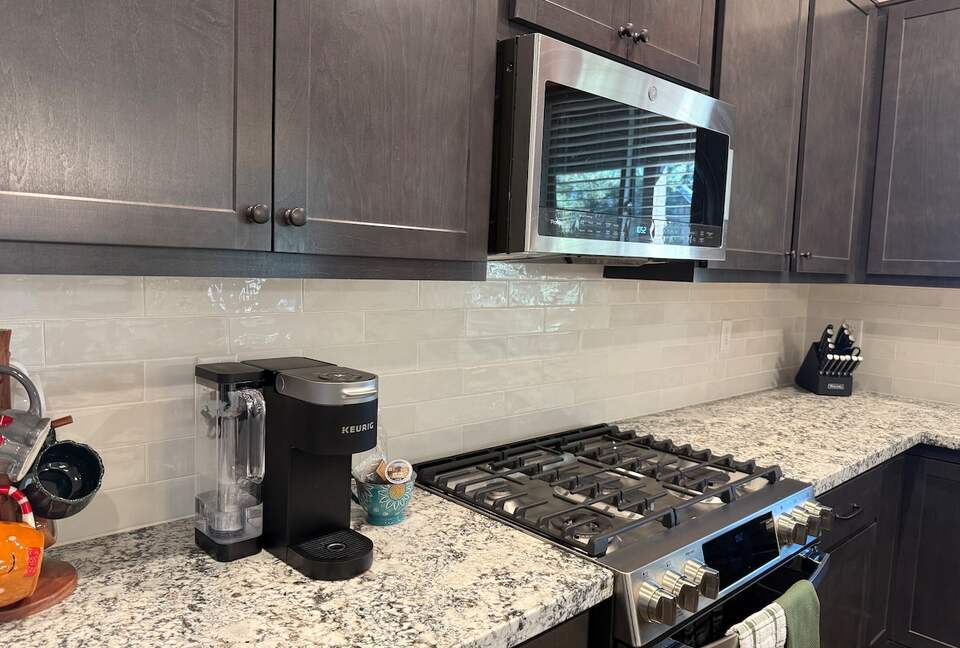 Pineview Retreat | Modern Flagstaff Getaway - Flagstaff, Arizona