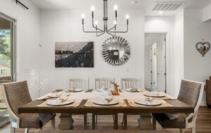 Pineview Retreat | Modern Flagstaff Getaway - Flagstaff, Arizona