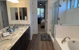 Pineview Retreat | Modern Flagstaff Getaway - Flagstaff, Arizona