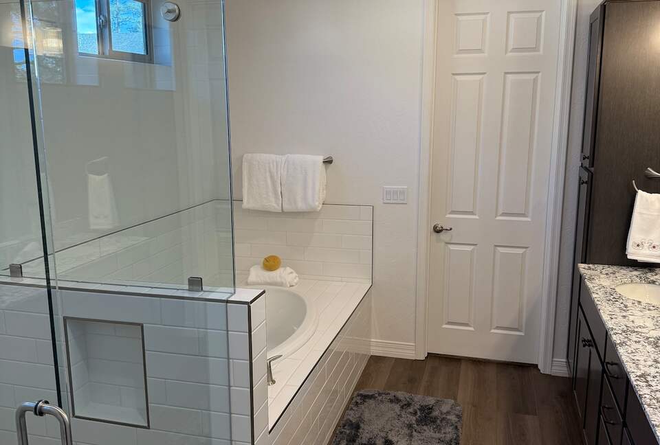 Pineview Retreat | Modern Flagstaff Getaway - Flagstaff, Arizona