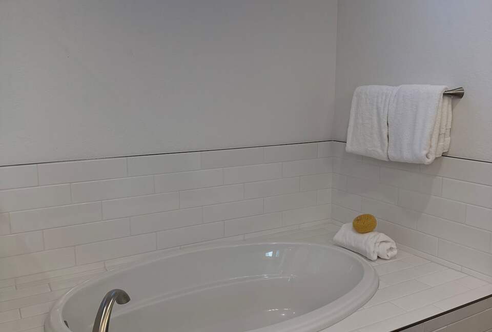 Pineview Retreat | Modern Flagstaff Getaway - Flagstaff, Arizona