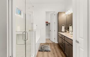 Pineview Retreat | Modern Flagstaff Getaway - Flagstaff, Arizona