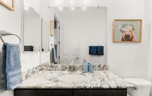 Pineview Retreat | Modern Flagstaff Getaway - Flagstaff, Arizona