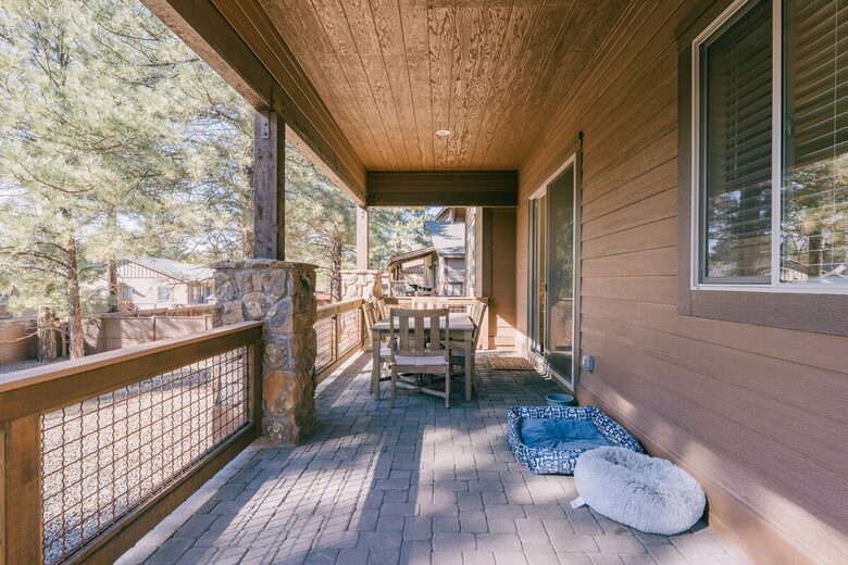 Pineview Retreat | Modern Flagstaff Getaway - Flagstaff, Arizona