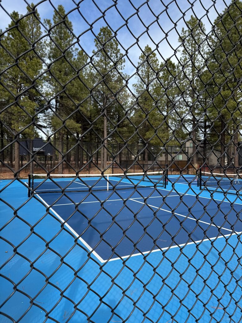 Pineview Retreat | Modern Flagstaff Getaway - Flagstaff, Arizona