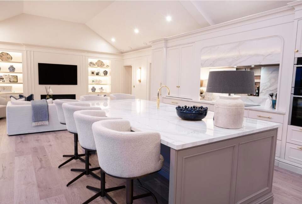 Elevated Seascape Residence in West Clare - Lahinch, Ireland