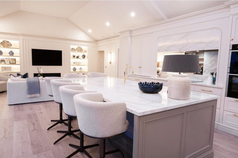 Elevated Seascape Residence in West Clare - Lahinch, Ireland