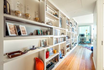 Bayline: Beachfront Living | Luxury Algarve Condo with Panoramic Ocean Views - Armação de Pêra, Portugal