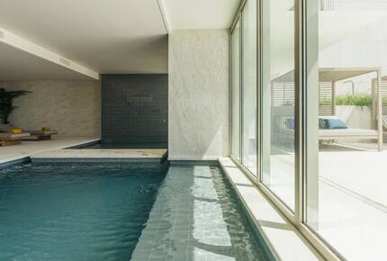 Bayline: Beachfront Living | Luxury Algarve Condo with Panoramic Ocean Views - Armação de Pêra, Portugal