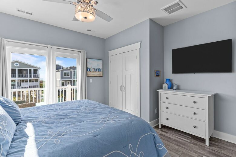 Oceanview Haven on Oak Island - Oak Island, North Carolina