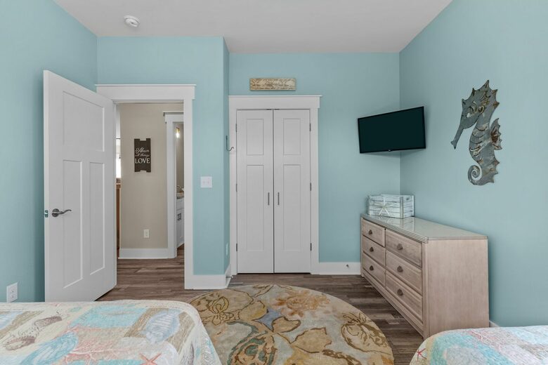 Oceanview Haven on Oak Island - Oak Island, North Carolina