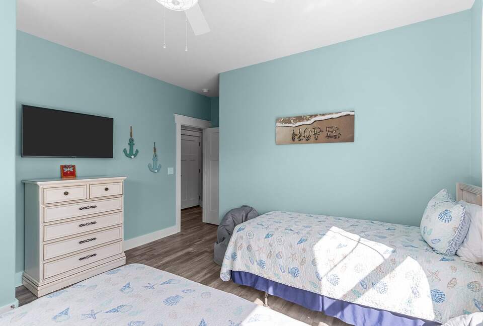 Oceanview Haven on Oak Island - Oak Island, North Carolina