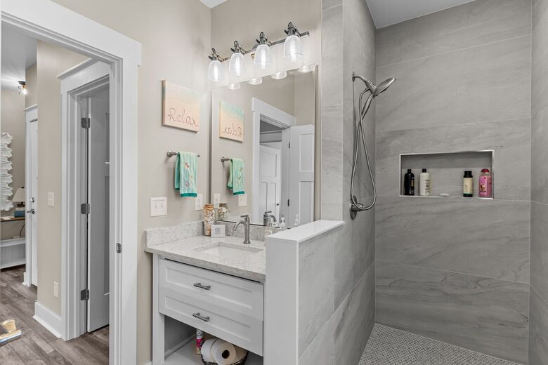 Oceanview Haven on Oak Island - Oak Island, North Carolina