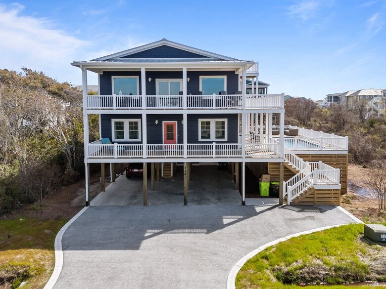 Oceanview Haven on Oak Island - Oak Island, North Carolina