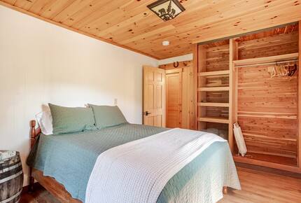 East Branch Nature House - Drink From A Private Spring Source - East Branch, New York