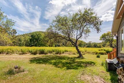 East Branch Nature House - Drink From A Private Spring Source - East Branch, New York