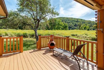 East Branch Nature House - Drink From A Private Spring Source - East Branch, New York