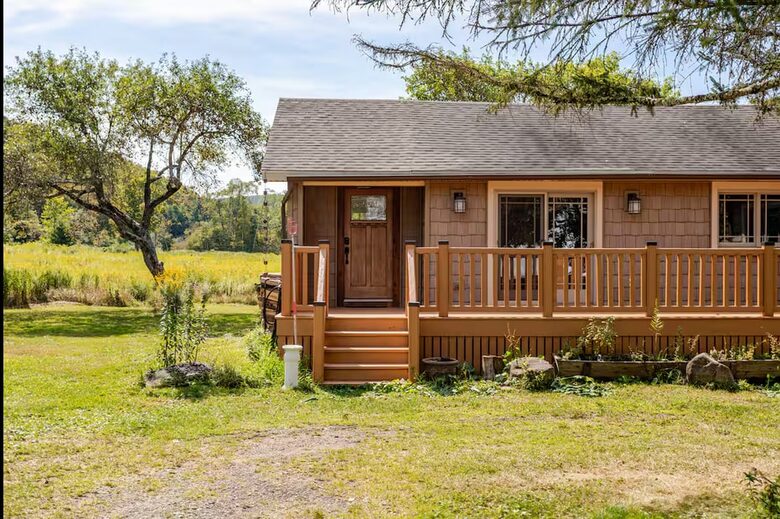 East Branch Nature House - Drink From A Private Spring Source - East Branch, New York